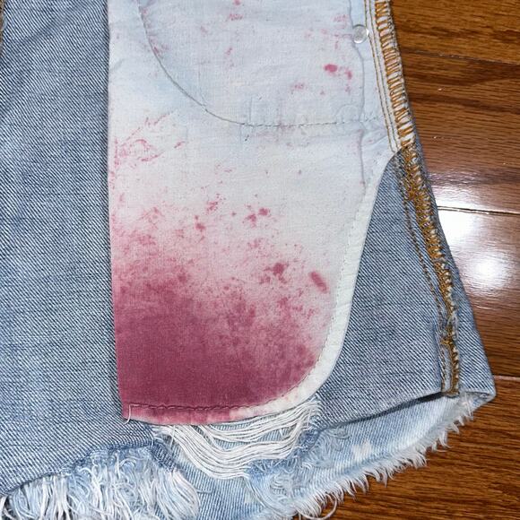 Superdown Kenzie Star Print Cut Off Denim Shorts Size 25 - Picture 16 of 16